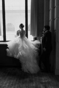 bride and groom classic wedding bride and groom